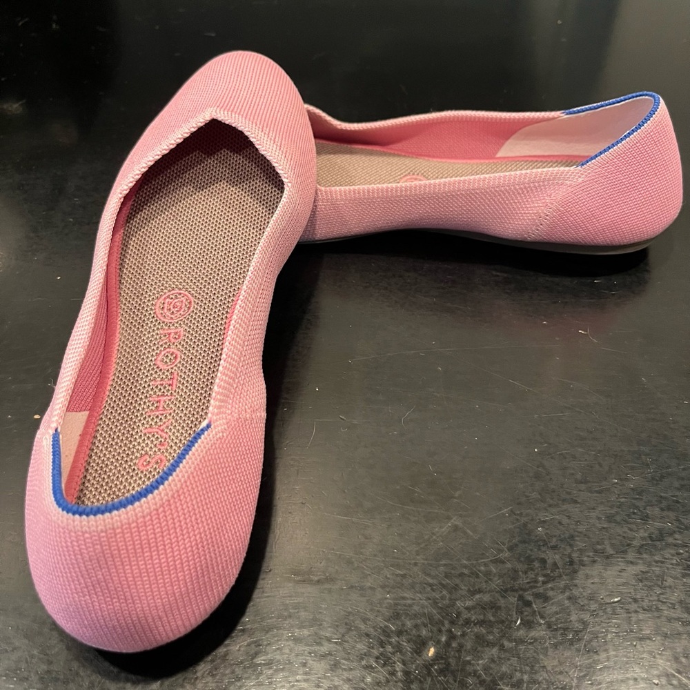 Rothy’s “the Flat” Carnation color shoe.  Size 9.5, like new!